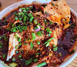 传统川渝美食:蒜泥白肉 | Garlic Pork Slices — A Sichuan Classic